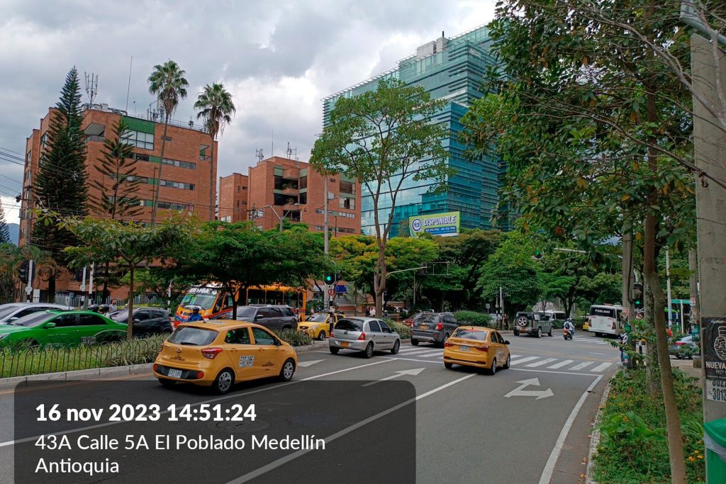 Av-Poblado-de-Sur-a-Norte-Clinica-Medellin